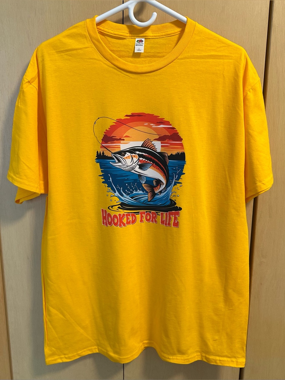 Fishing Graphic T-Shirt - NIP